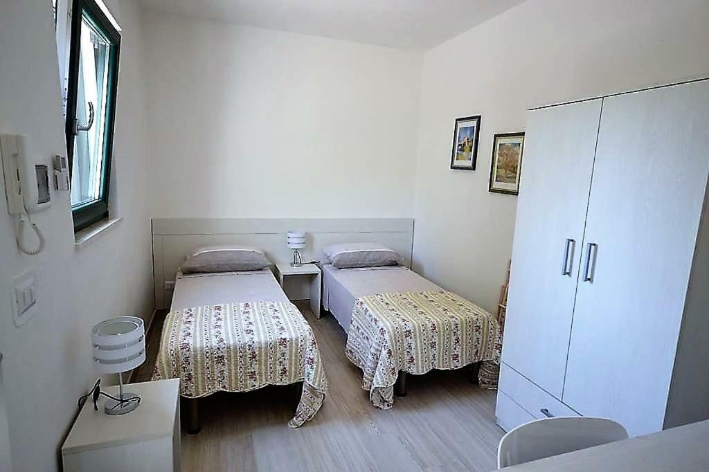 Le Stanze Di Casa Polinisso Guest House กาโรวิญโญ ภายนอก รูปภาพ
